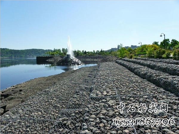 雷諾護(hù)墊護(hù)岸